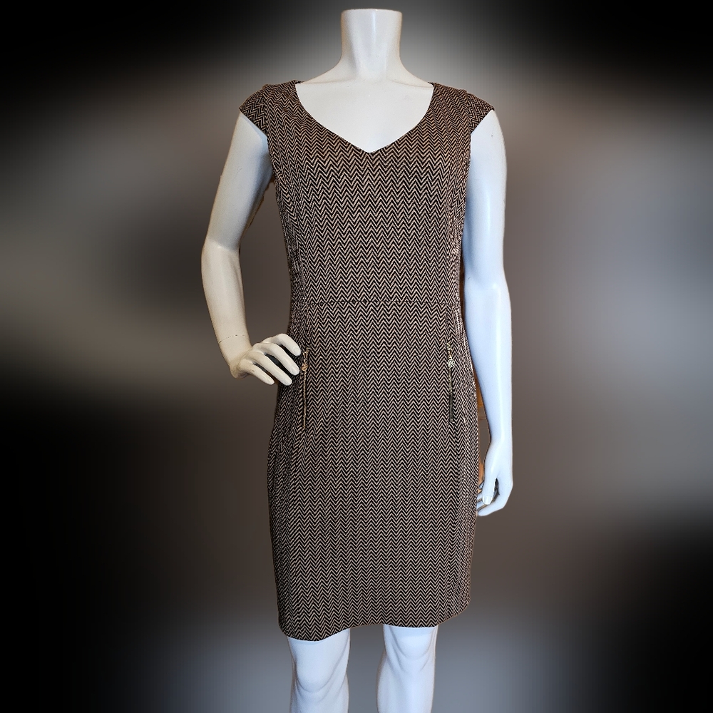 💙 14. Anne Klein Size 6 Dress